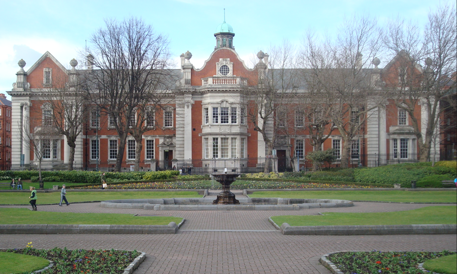 Photo of Iveagh Trust building and St Patrick's park